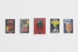 Jonas Höschl Tränen schützen nicht vor Mord, 2022 22 x 86 x 4 cm Books, screen printing fired in glass 