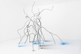 Zuza Golińska Untilted, 2021 painted steel 300 x 300 x 300 cm 